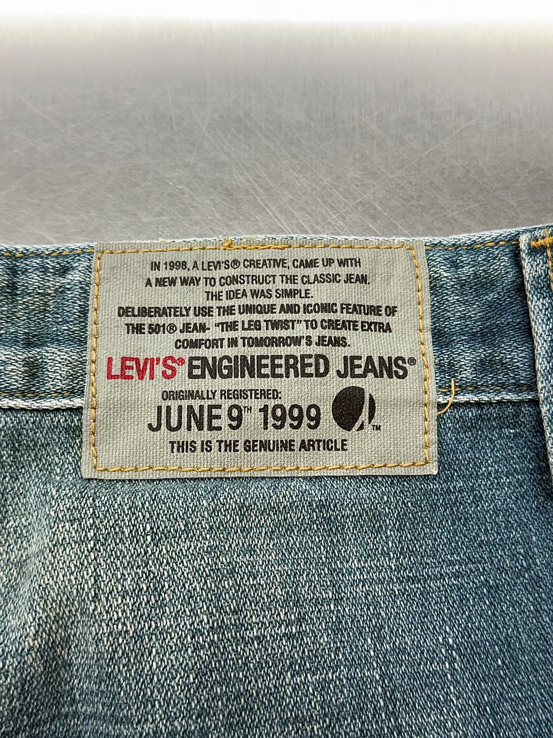 리바이스 엔지니어드 레그 트위스트 블루 데님 팬츠 상품이미지8