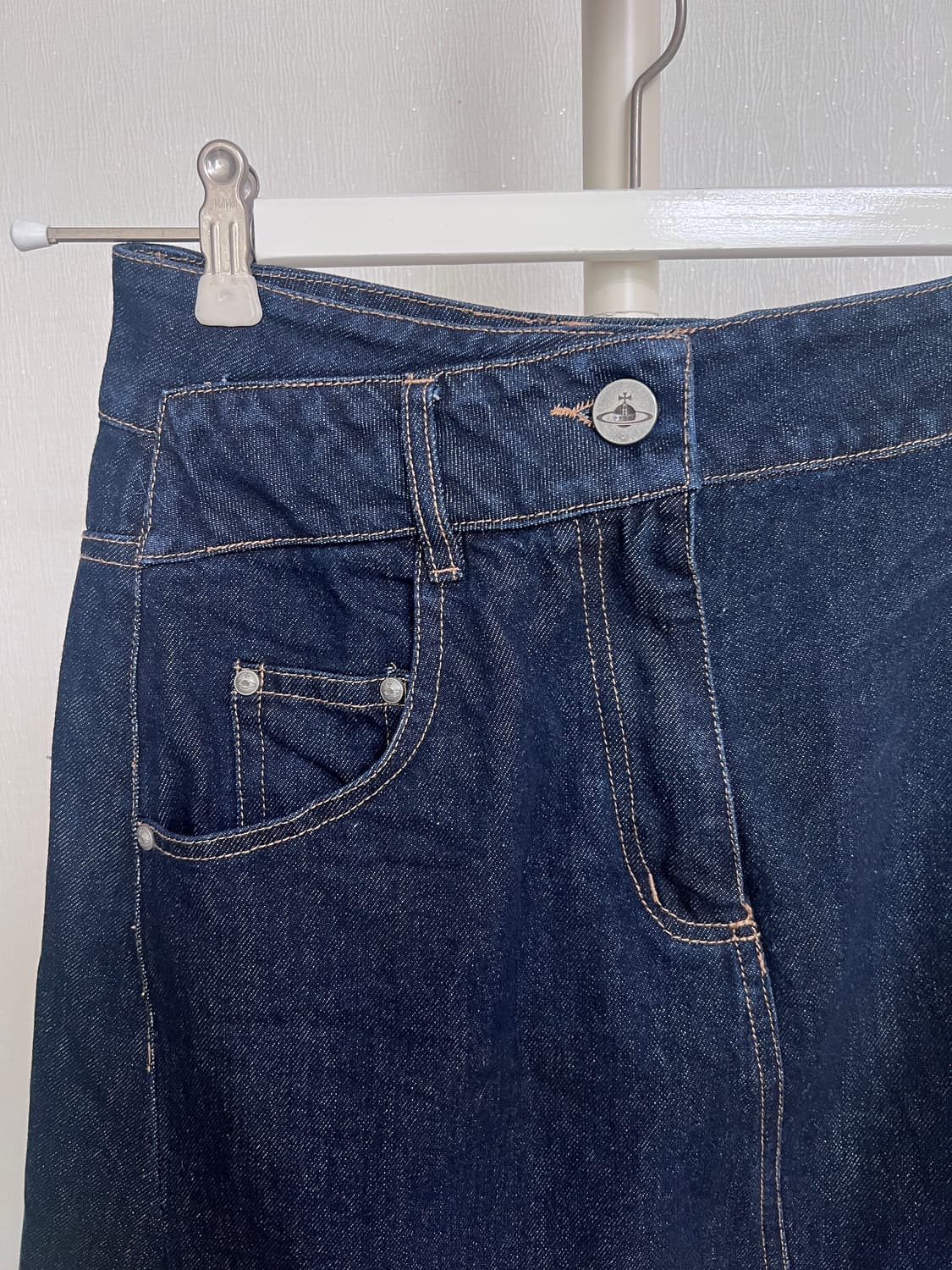 비비안 웨스트우드 언이븐 헴 에이라인 데님 스커트 상품이미지2