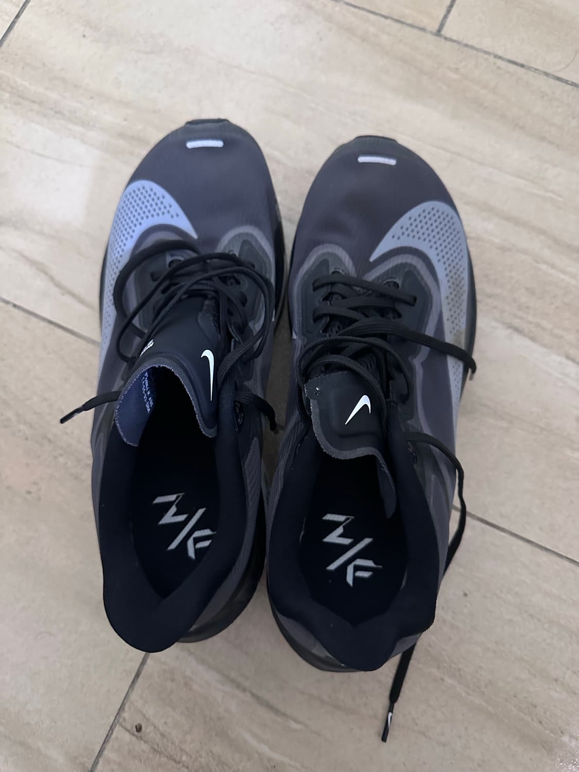 (265) 나이키 줌 플라이 6 블랙 라이트 스모크 그레이 러닝화 상품이미지2