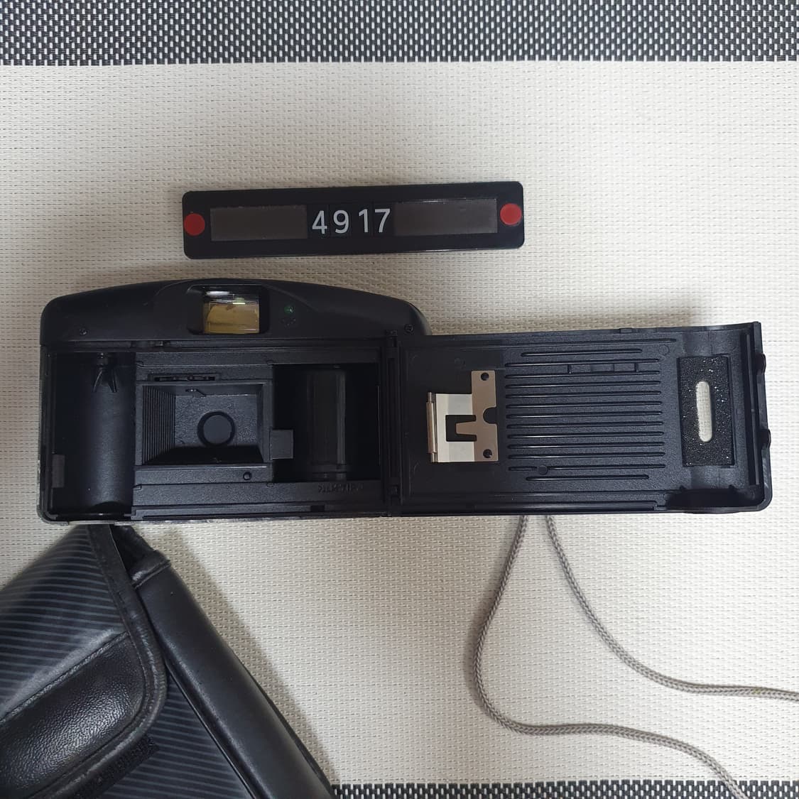 에이포스 APUS 스프링 SV-310 필름카메라 파우치포함 상품이미지5