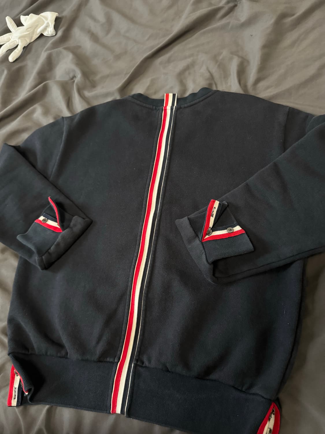 (정품) 톰브라운 백 삼선 맨투맨 2사 상품이미지1