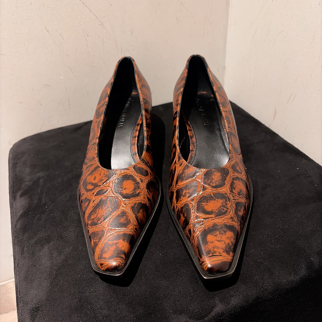 (정품/새상품) 보테가베네타 남성 텍스 펌프 배럴 상품이미지2