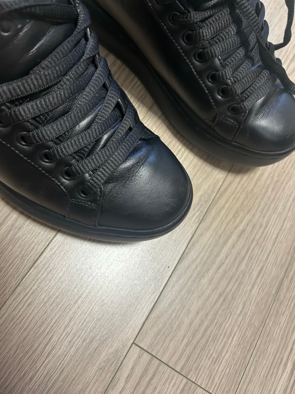 [보테가베네타] 필로우 스니커즈 240 상품이미지5