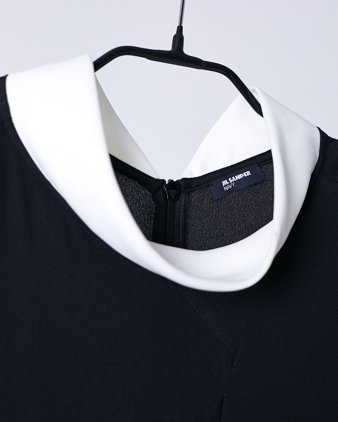 Cowl Neck Draping Sleeveless 상품이미지3