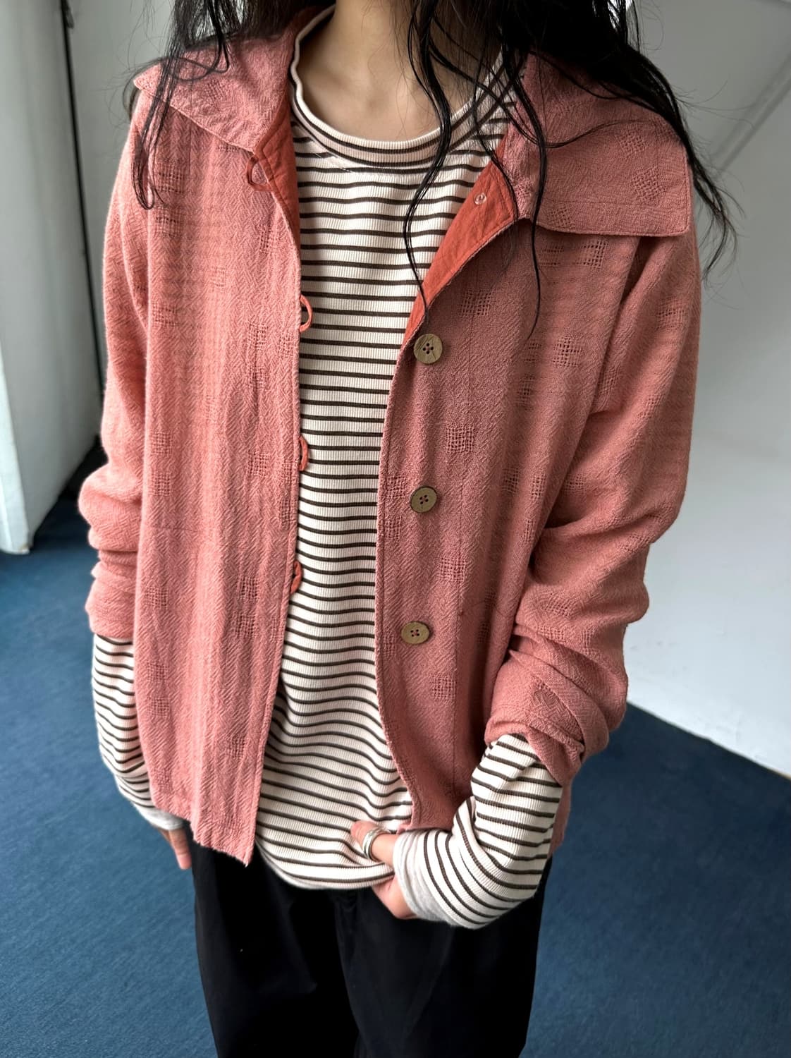 Punch loose woven design cotton jacket 상품이미지8