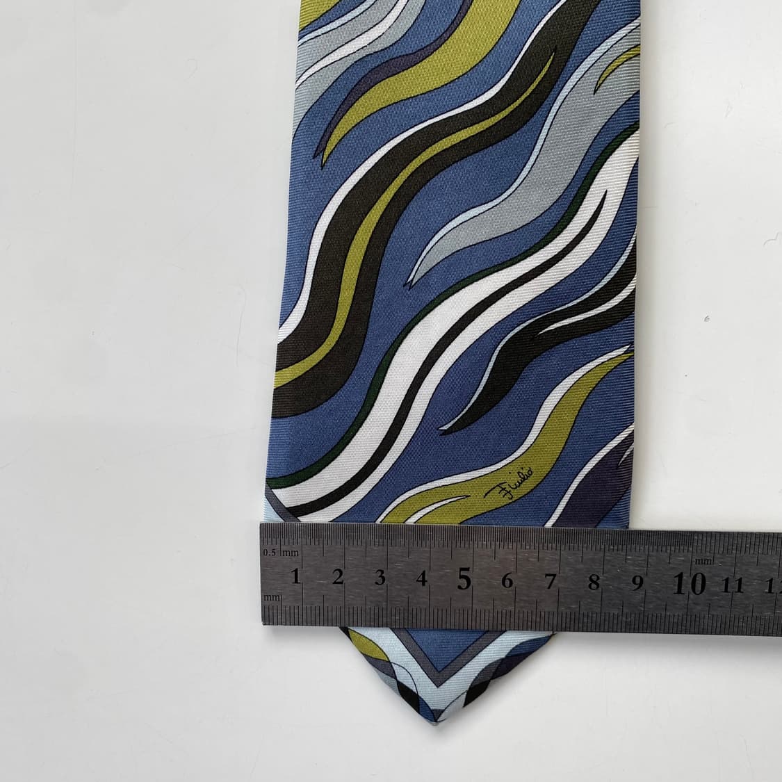 에밀리오푸치 (Emilio Pucci)명품정품넥타이8.3cm 상품이미지8