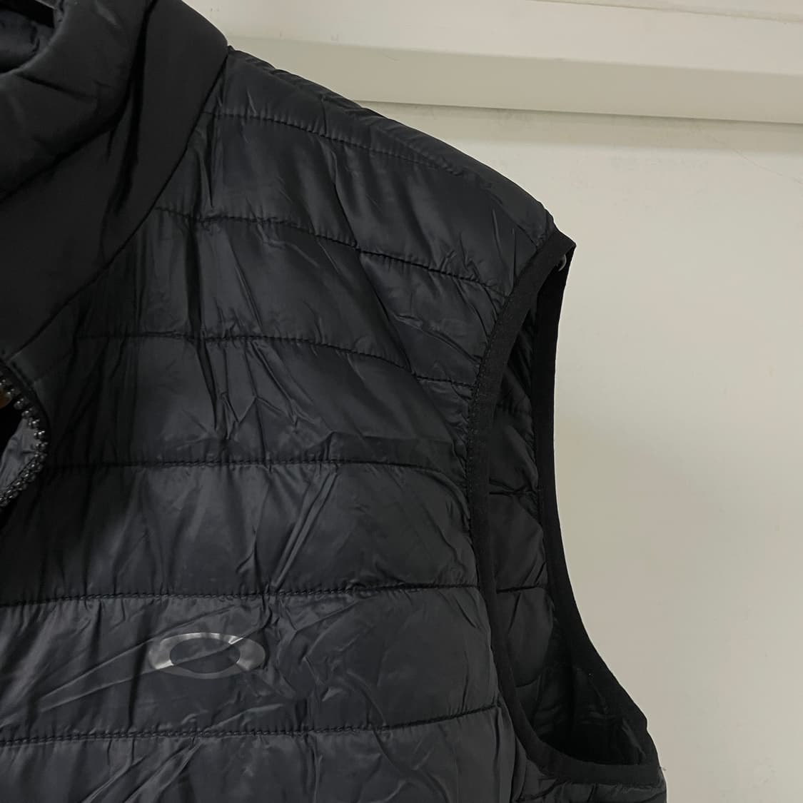 오클리 경량 패딩 조끼 XL 상품이미지4