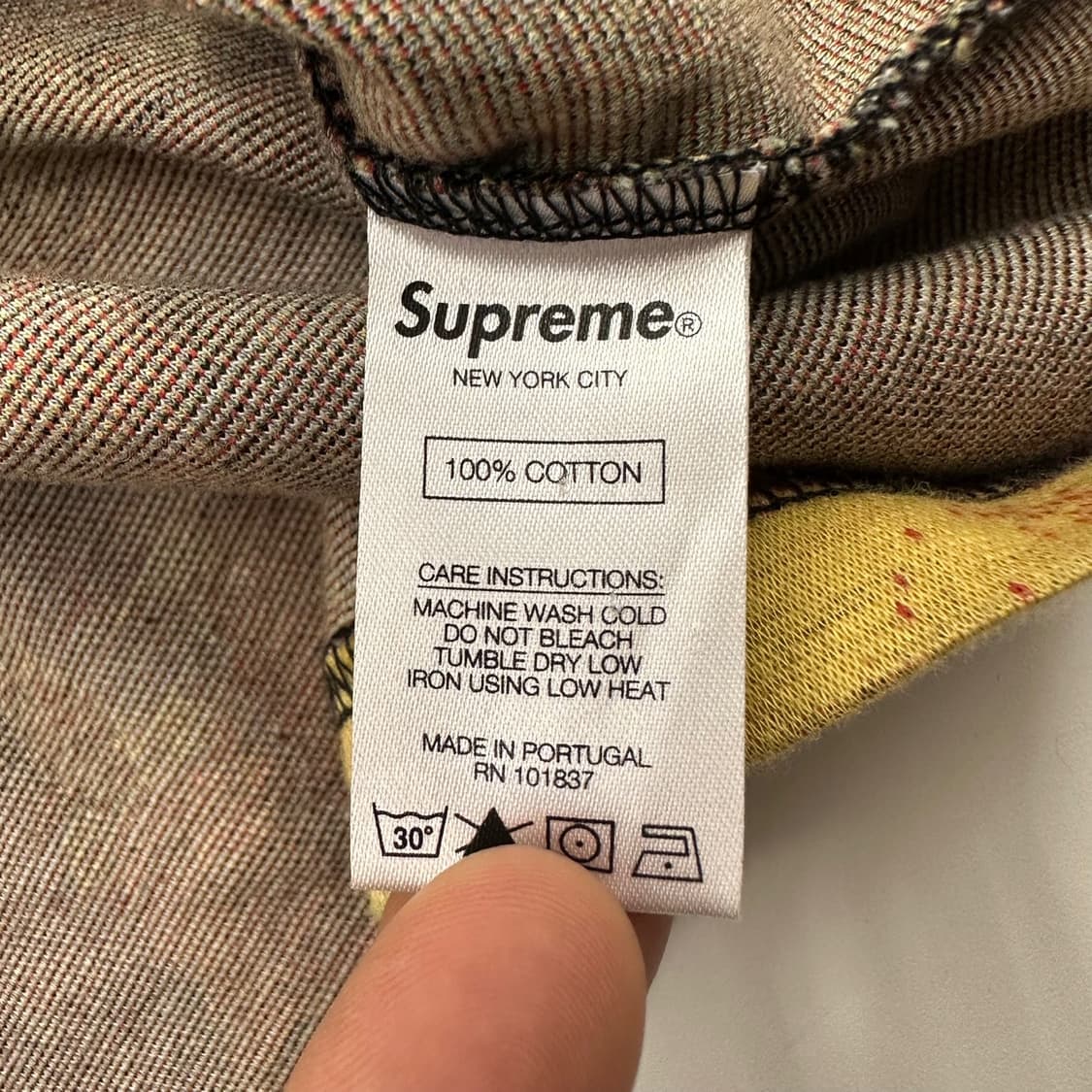 Supreme 슈프림 20FW 스트릿 씬 재커드 하프티 상품이미지5