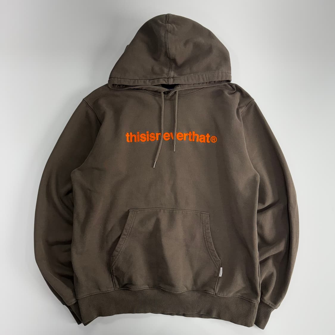 Thisisneverthat 디스이즈네버댓 오렌지 로고 카키 후드티 상품이미지3