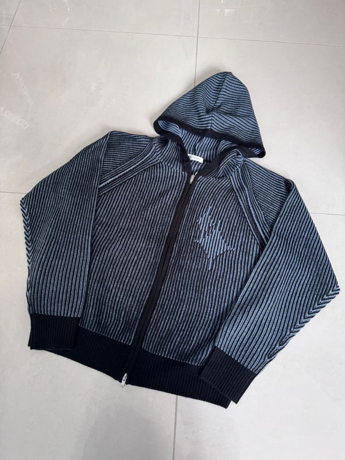 PLATING BRIGHT MOTIF-DESIGN  지퍼 후드티 상품이미지1