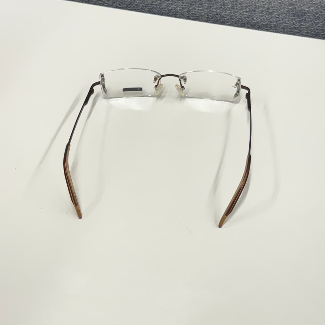 브라운 사각 무테안경 상품이미지5
