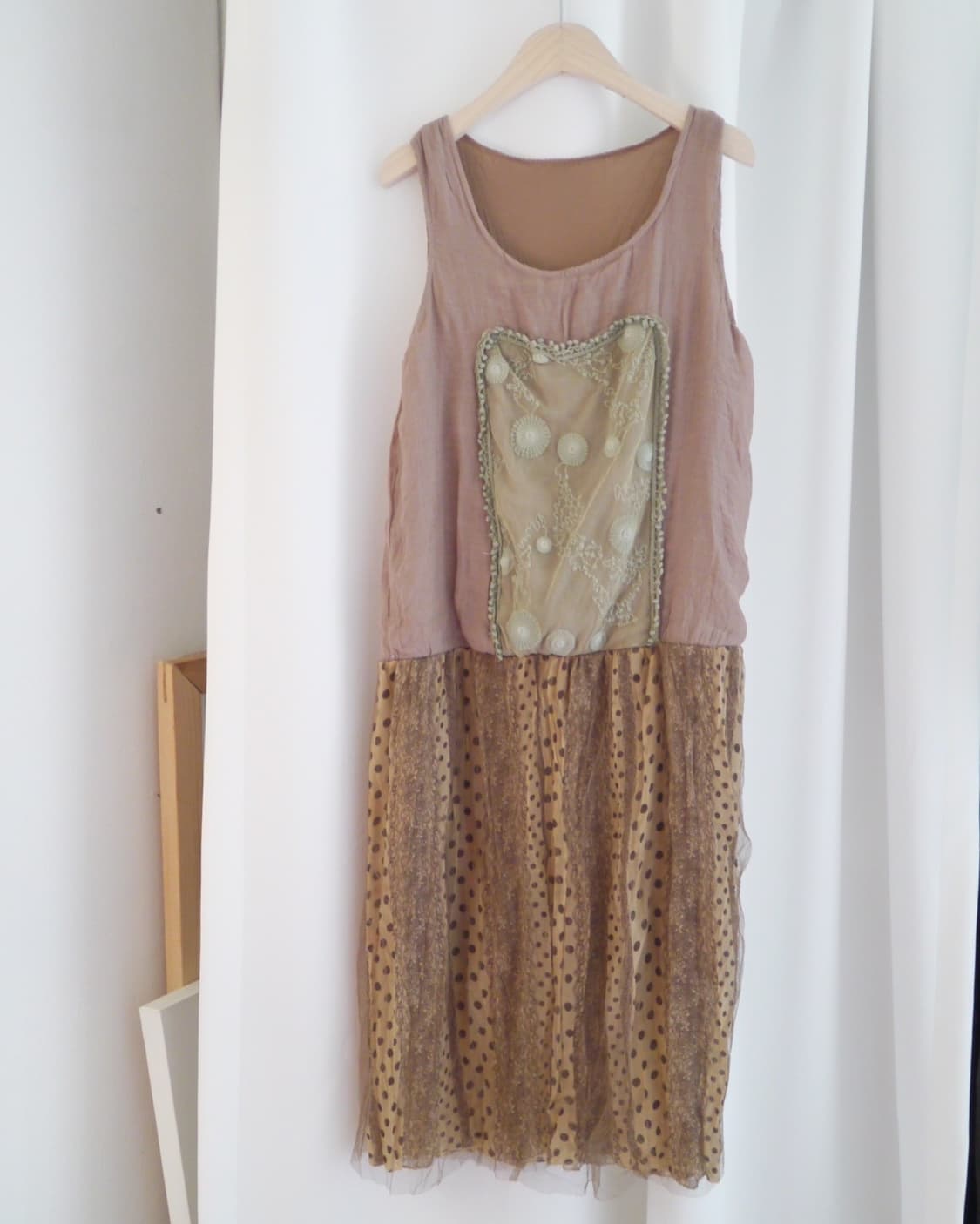 embossing mash layered dress- 상품이미지3