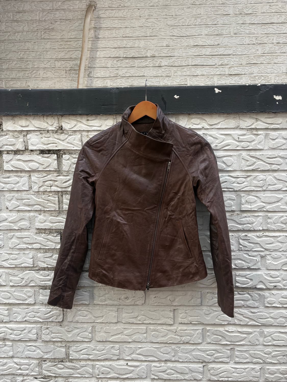 띠어리 가죽자켓 상품이미지1