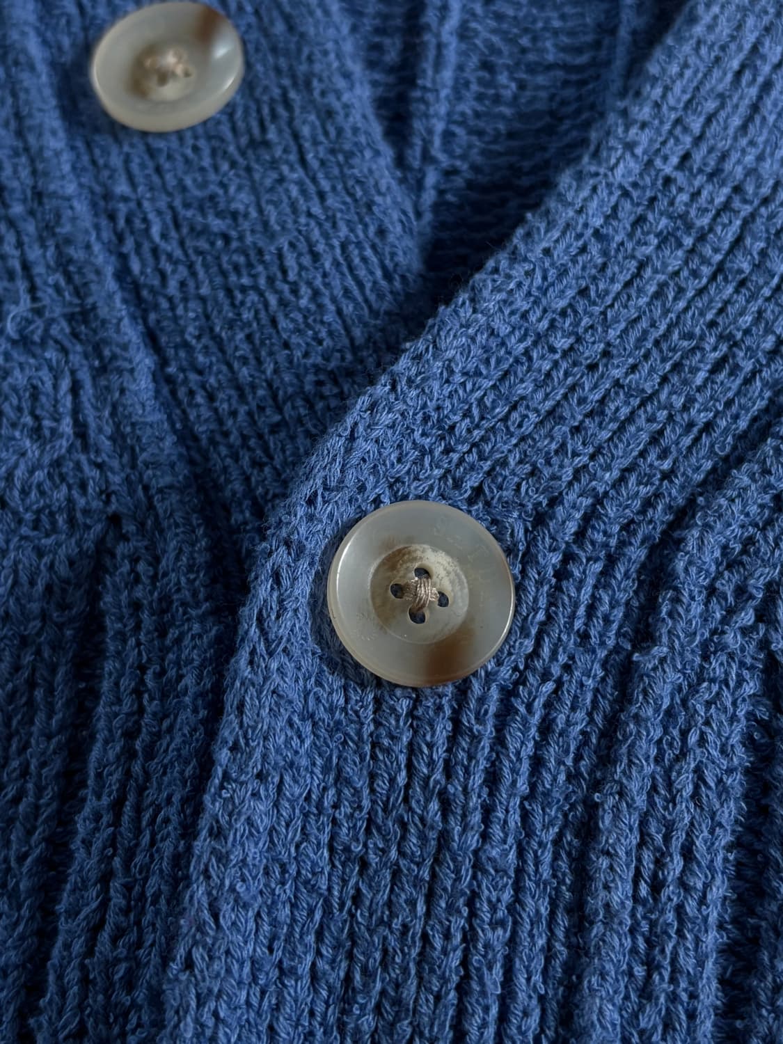 SATUR 새터 블루컬러 버튼 가디건 상품이미지4