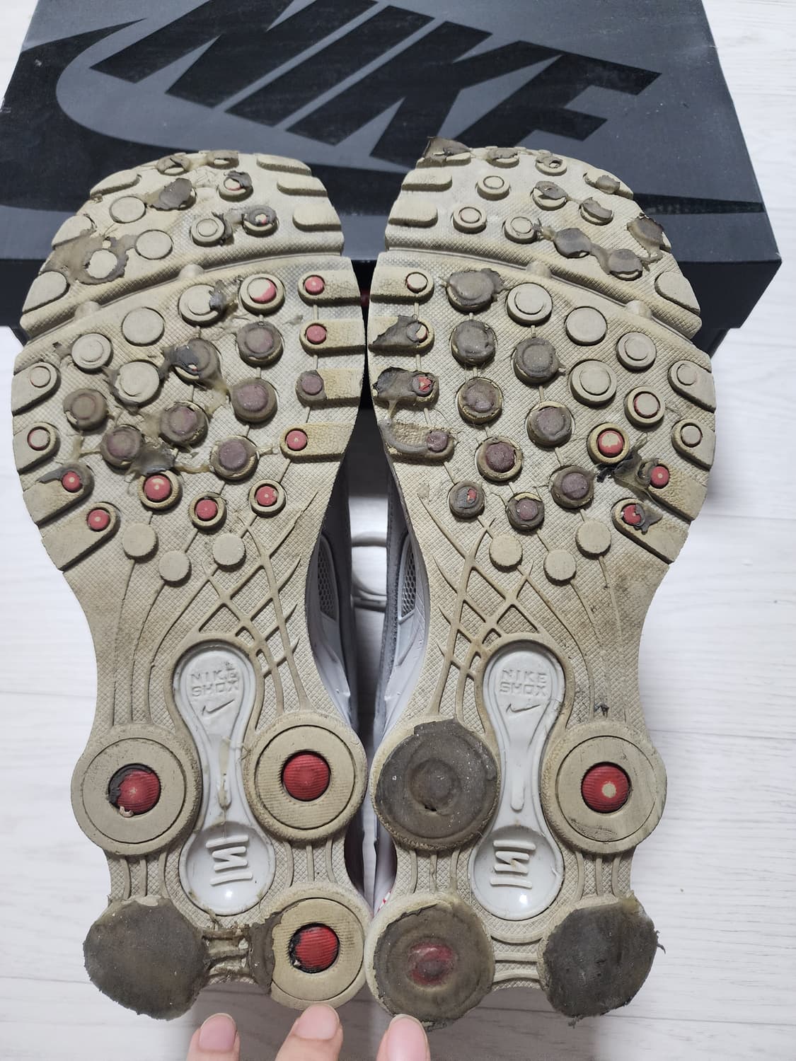 나이키 x 슈프림 샥스 라이드 2 SP 화이트 나이키 슈프림 샥스 상품이미지7