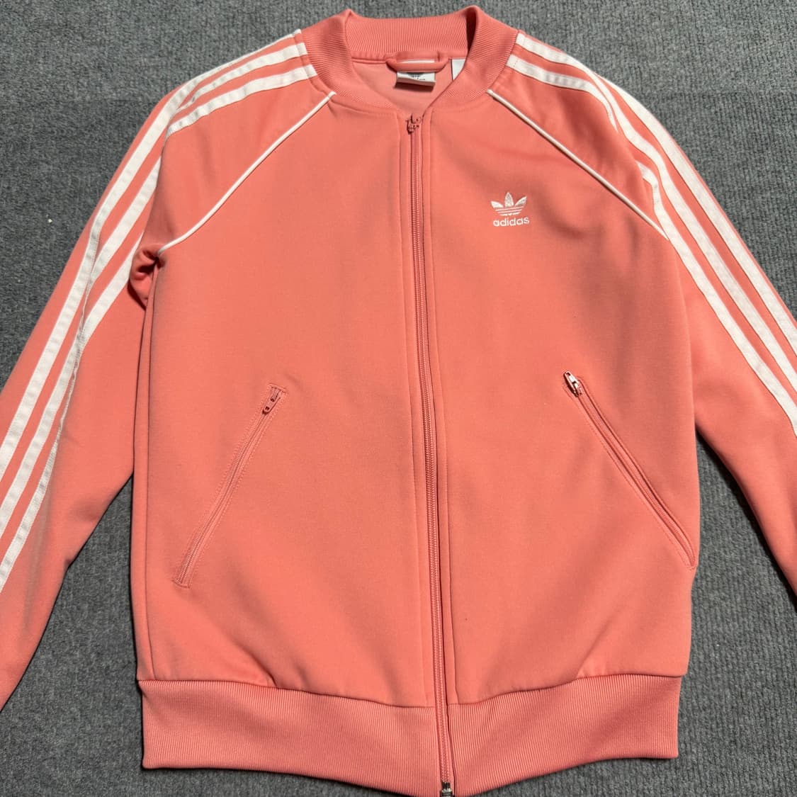 아디다스 딸기우유 져지 집업 xs 상품이미지2