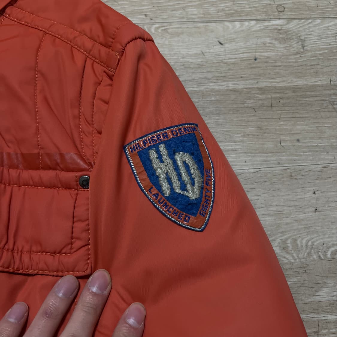 타미힐피거 남성 와펜 후드 경량패딩 점퍼 [오렌지] M/95 상품이미지4