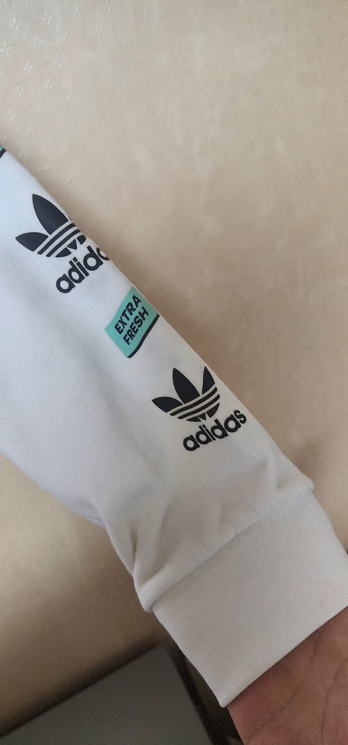 아디다스 남성 맨투맨 티셔츠110 상태굿 상품이미지2