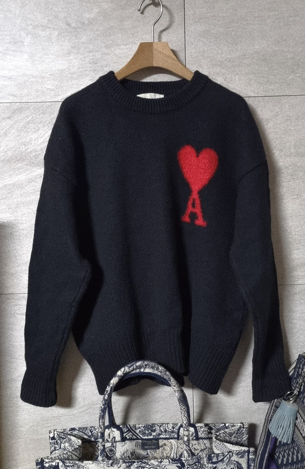 정품) 아미 빅하트 로고  니트  상품이미지1