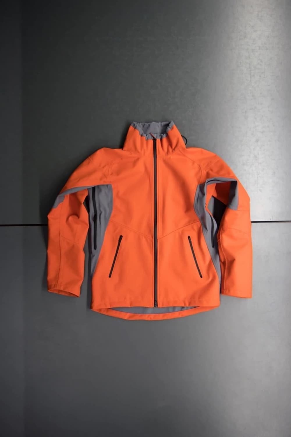 GR10K Gore-Tex Windstopper Skelton Jacke 상품이미지1