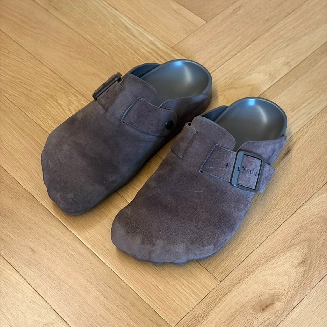 Balenciaga Suede Boken 상품이미지1