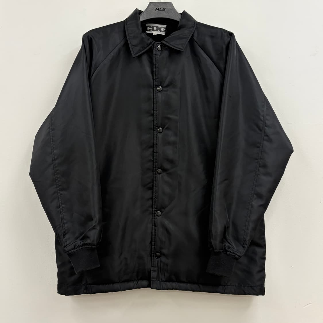 꼼데가르송 CDG 로고 코치 보아털 자켓 블랙 상품이미지4