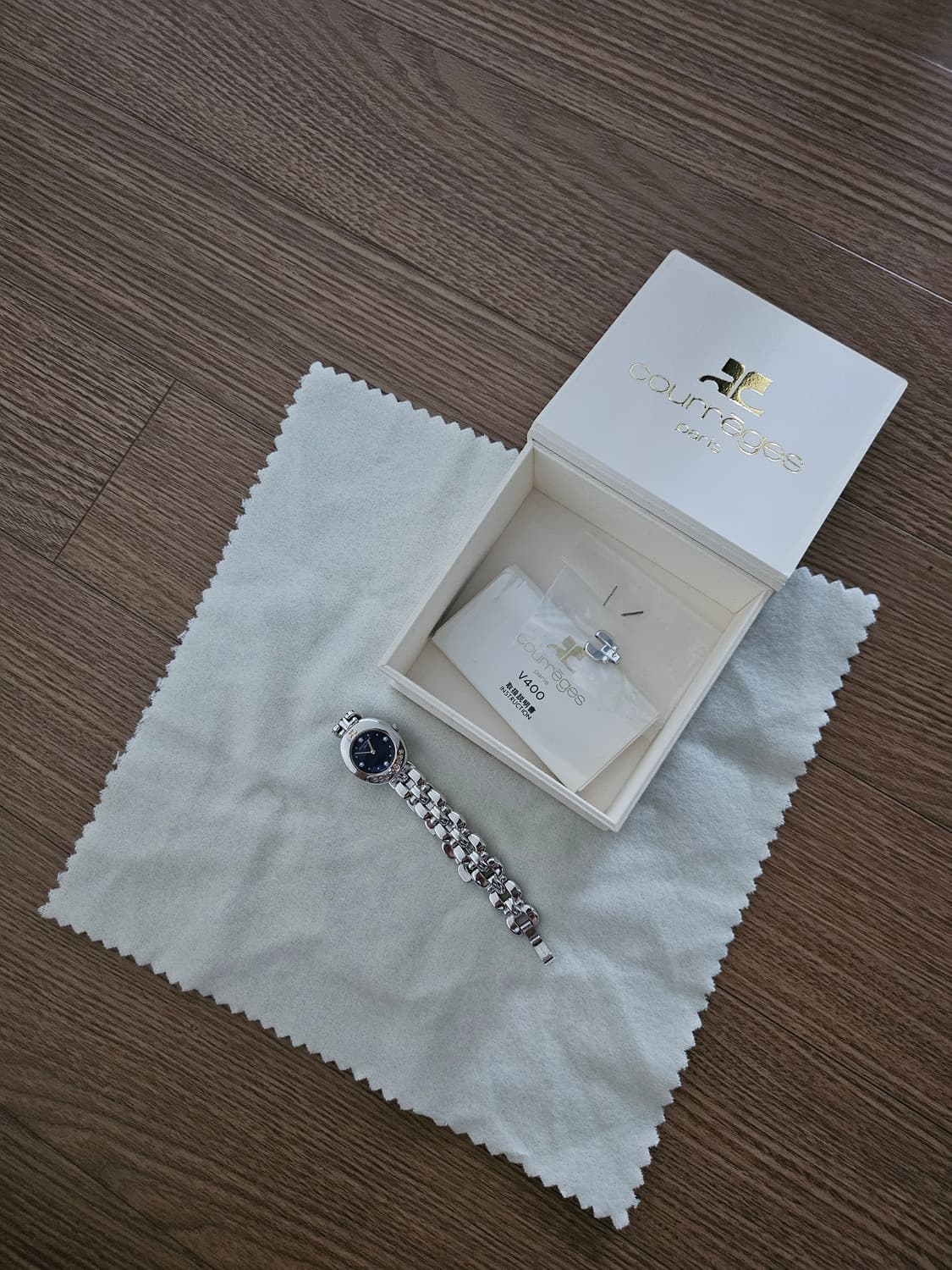 꾸레쥬 정품시계 상품이미지3