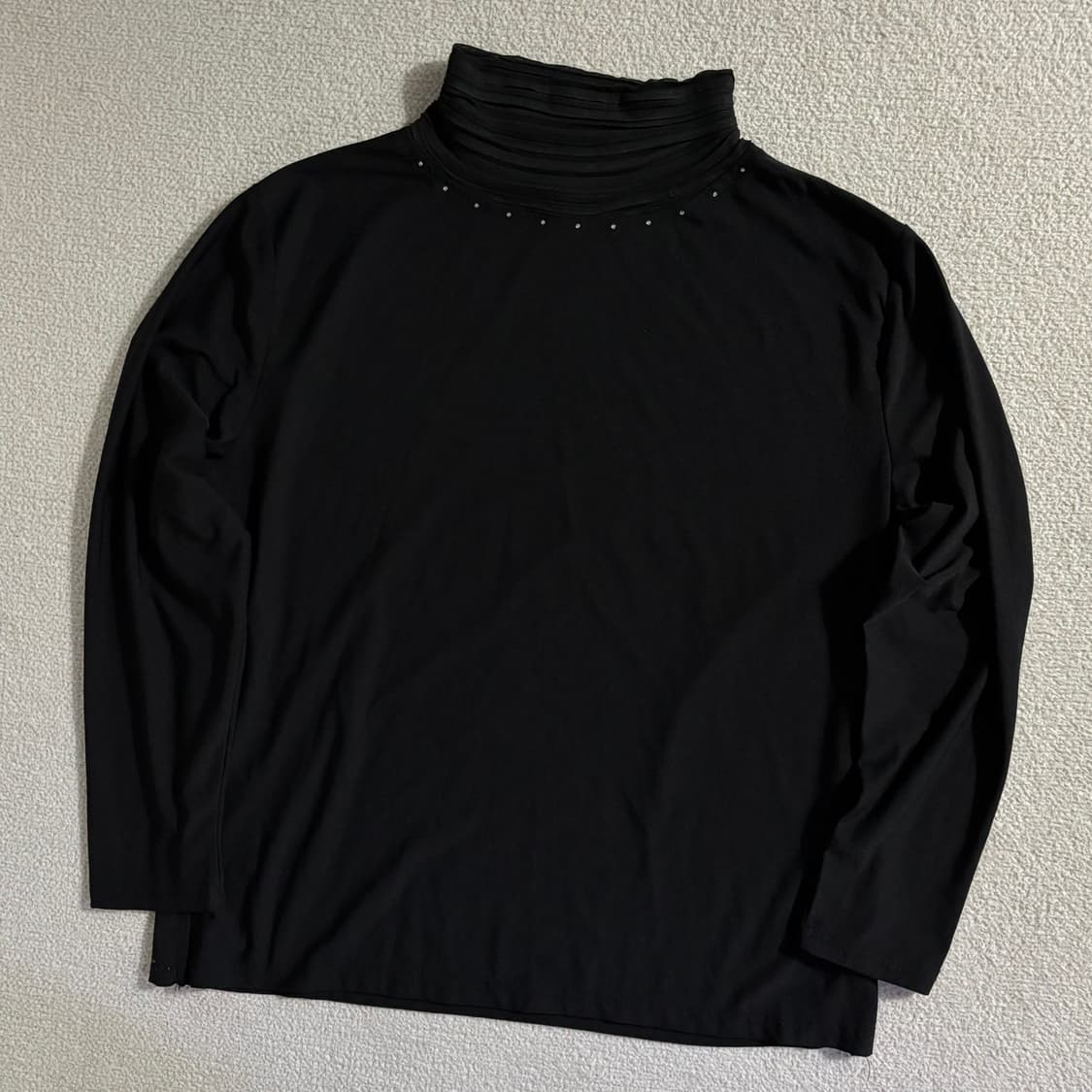 일본빈티지 블랙 큐빅 넥라인 포인트 탑 상품이미지1