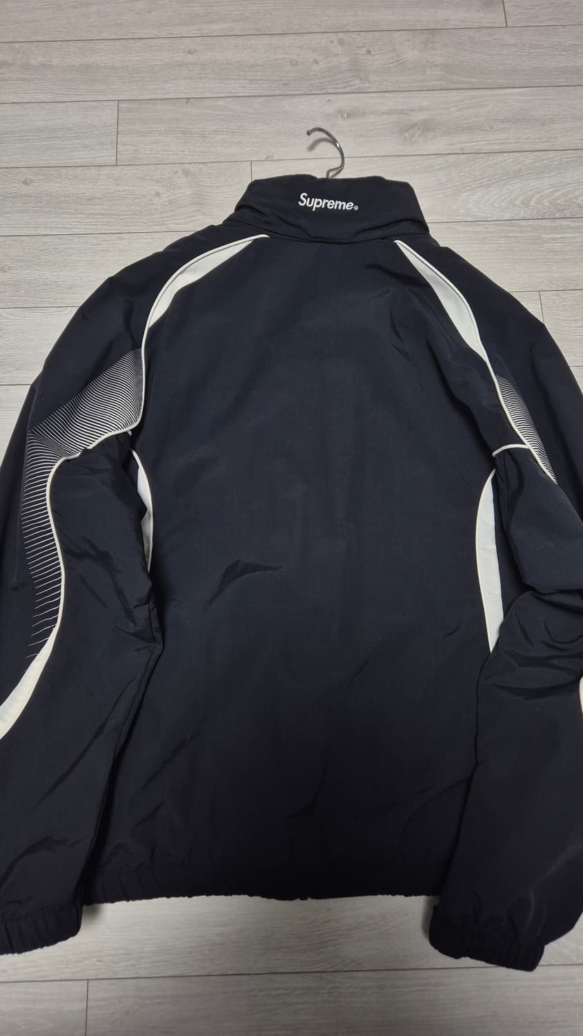 슈프림 엄브로 22ss 트랙자켓 L 판매 상품이미지3