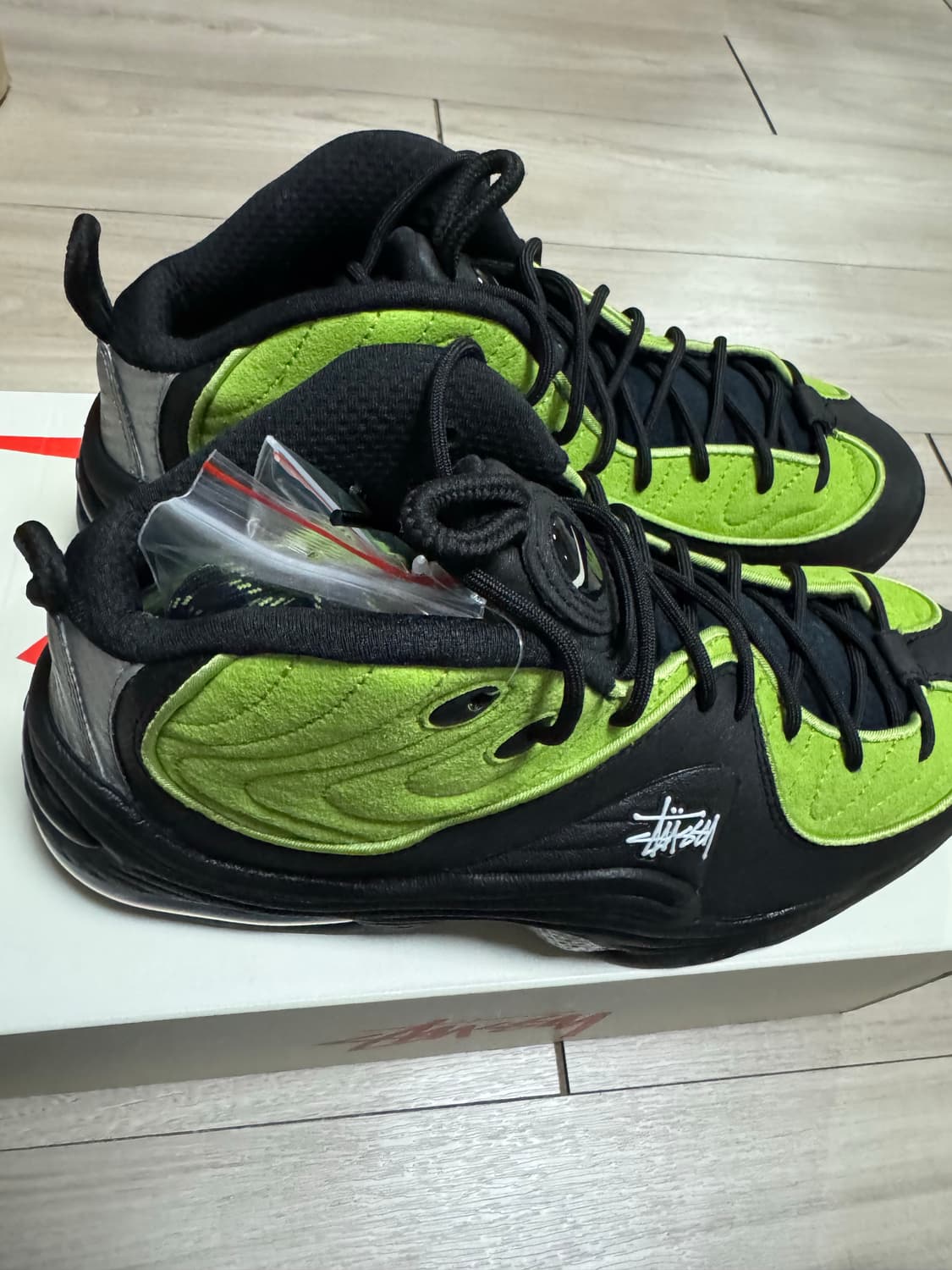 나이키 스투시 에어페니 비비드 그린 280 상품이미지4