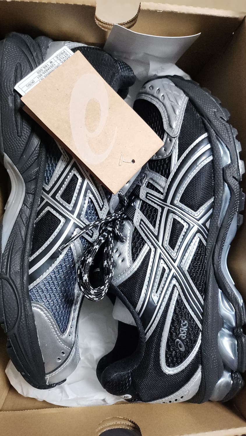 아식스 젤님바스10.1 블랙 실버 260 상품이미지1