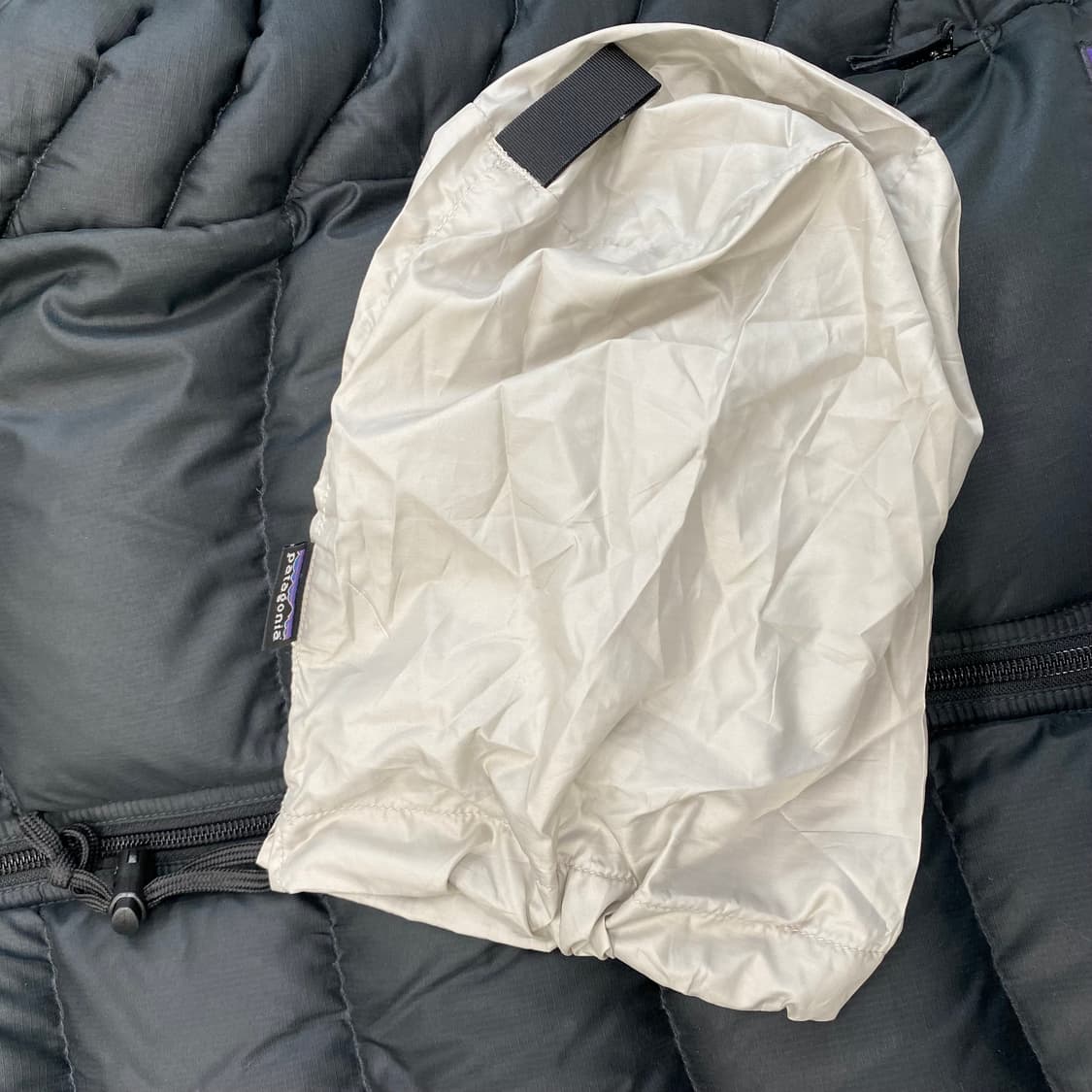 Patagonia Packable Goose 파타고니아 패커블 L 상품이미지5