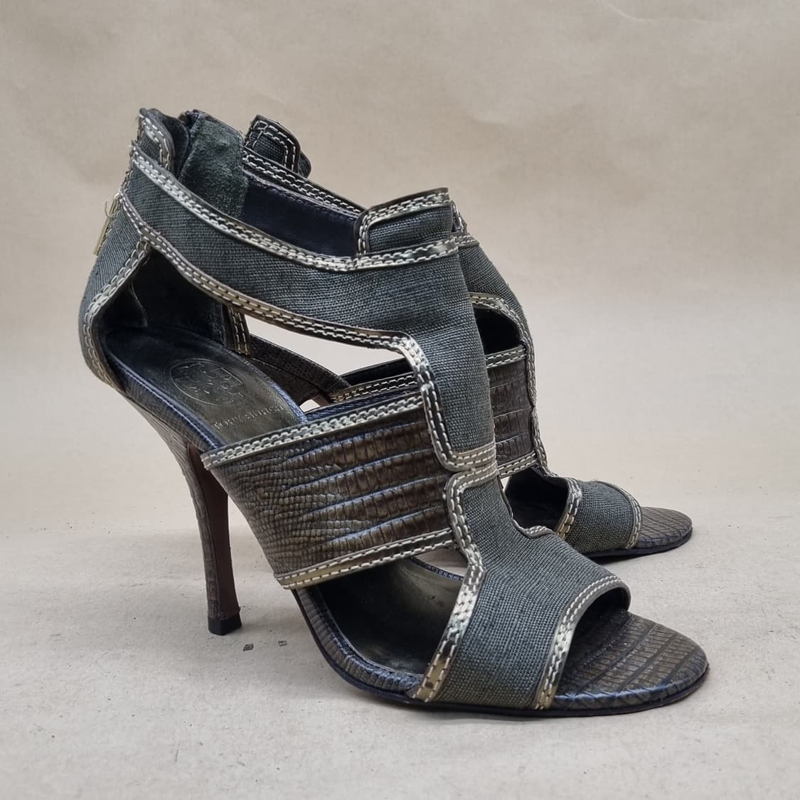 토리버치 글레디에이터 샌들 힐230 굽11 상품이미지1