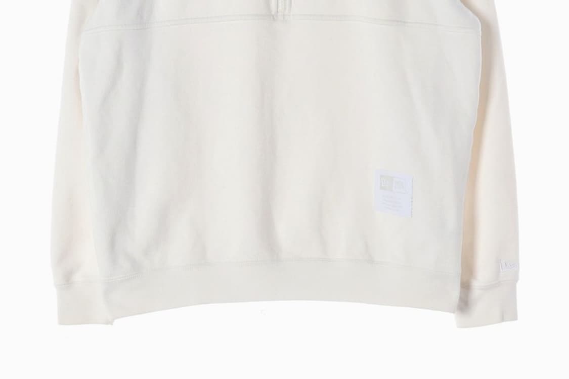 뉴에라 헤리티지 로고 하프집업 맨투맨 화이트 M 상품이미지4