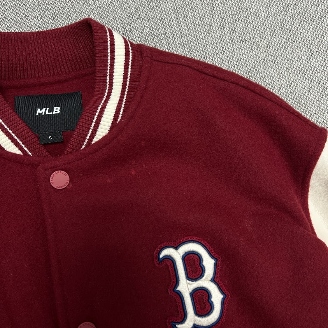 MLB 레드삭스 버건디 누빔 바시티자켓(S) 상품이미지4