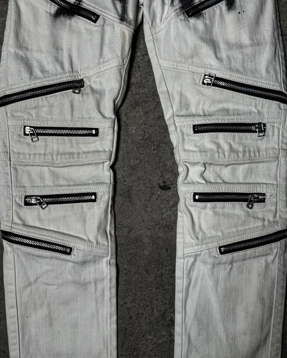 VOGUISH – Multi-Zip Slim Denim Pants 상품이미지9