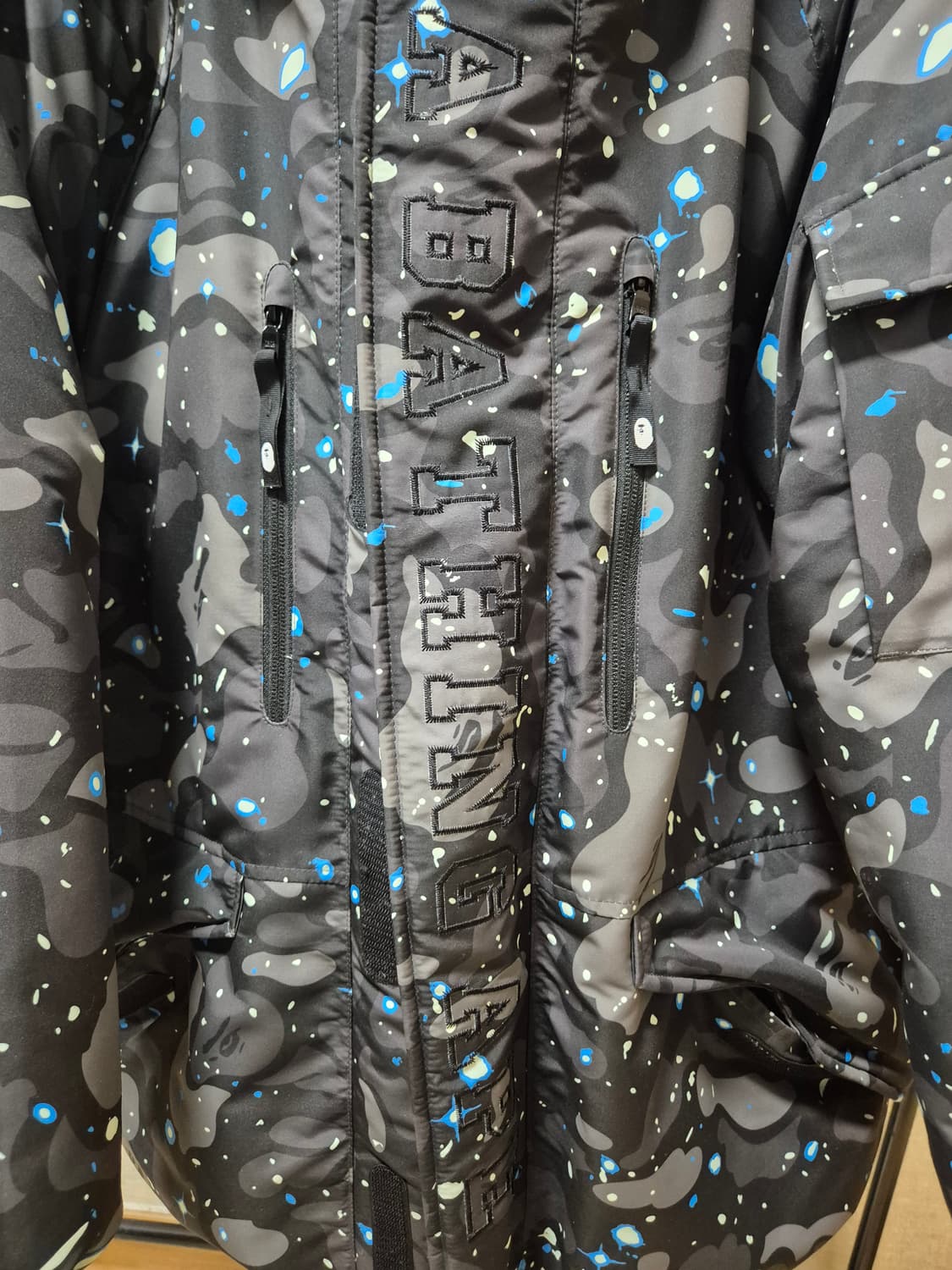 베이프 A Bathing Ape 패딩 점퍼 XL 네고 가능 상품이미지3