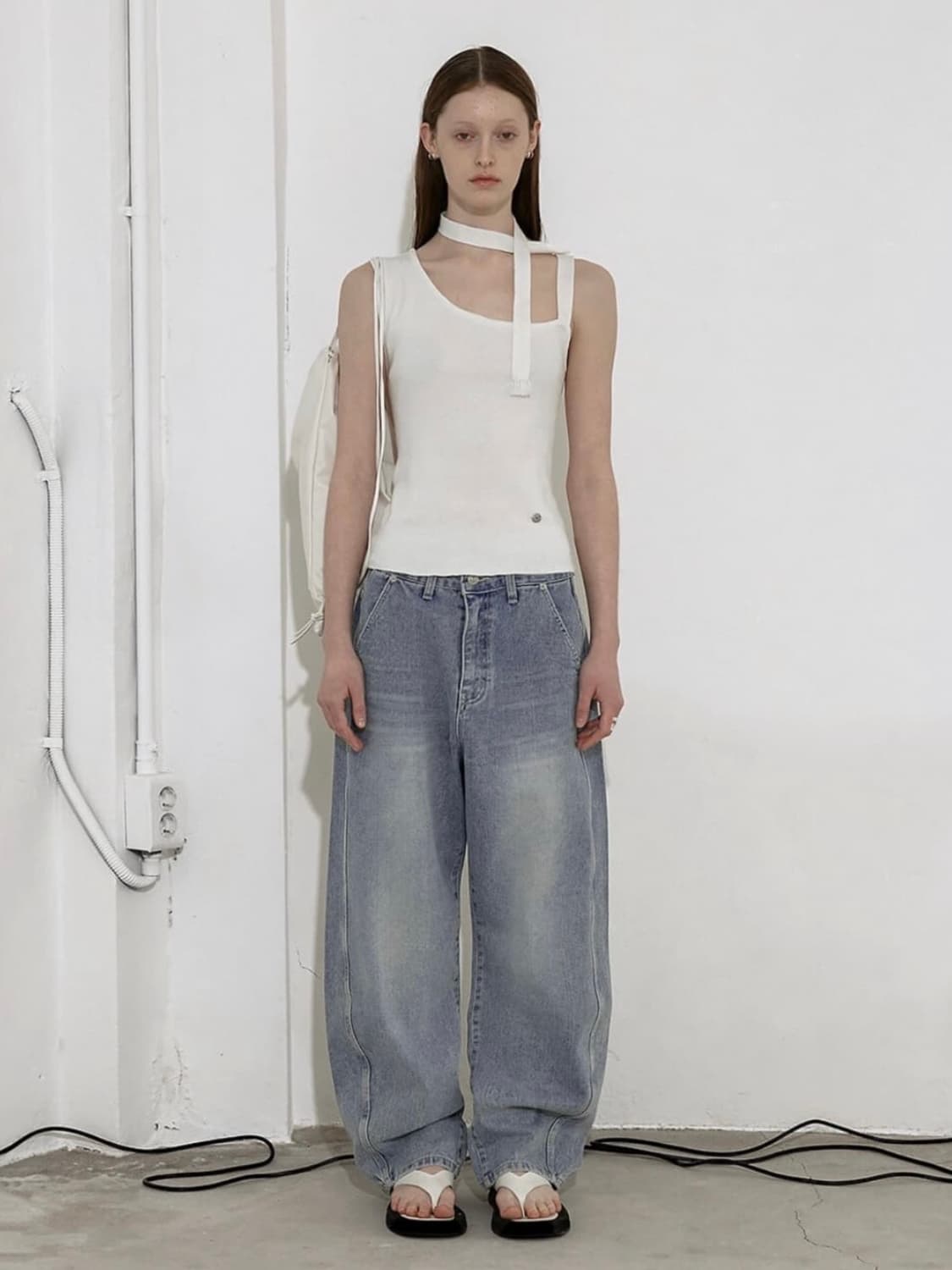 로우타이드 BALLOON DENIM PANTS 벌룬 데님 팬츠 상품이미지1