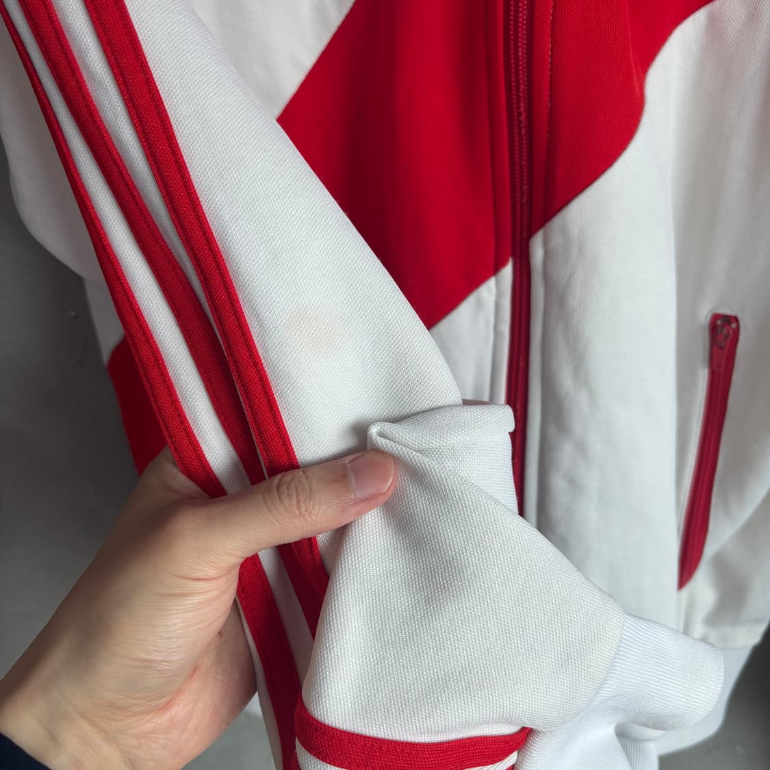 아디다스 파이어버드 리버플레이트 져지 트랙탑 화이트 흰빨 상품이미지4