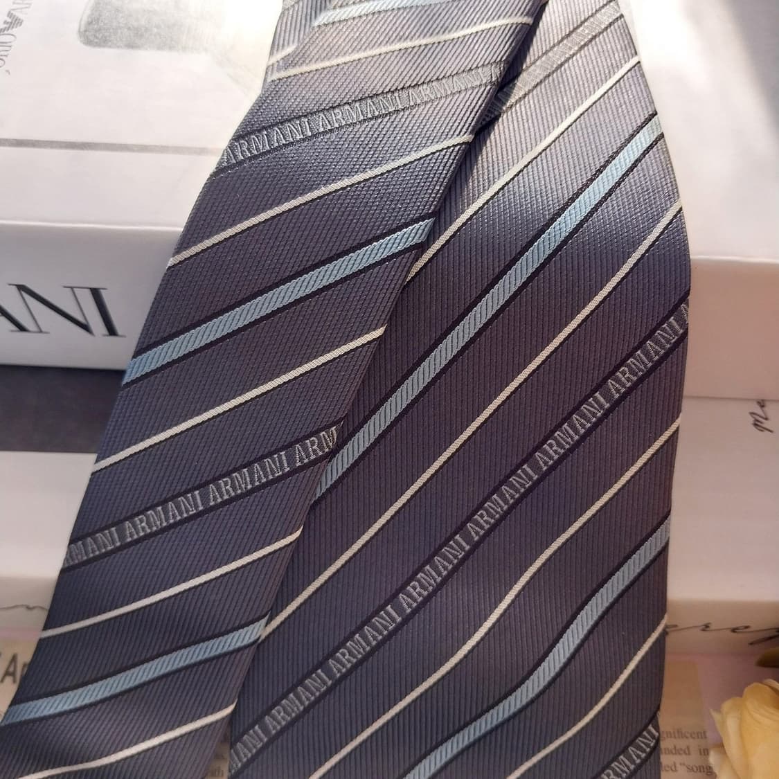 아르마니 꼴레지오니 실크 스트라이프 넥타이 9cm A+~A등급 K1400 상품이미지2