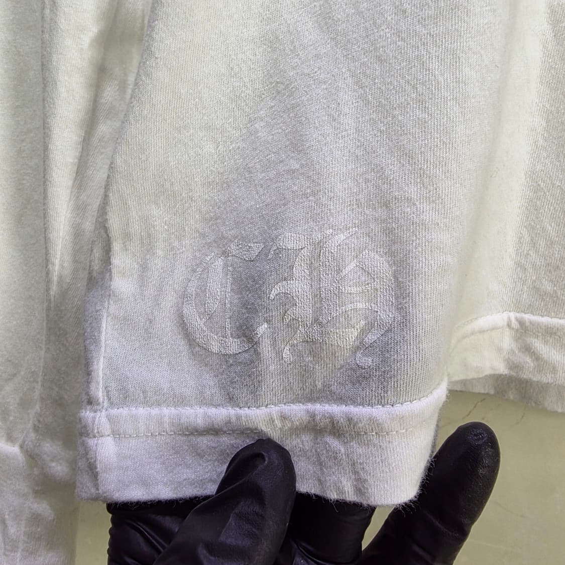 크롬하츠 멀티컬러 세메터리 크로스 롱슬리브 m 새상품급 상품이미지5