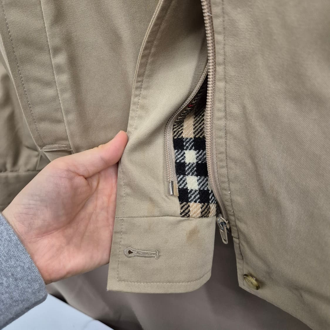 버버리 클래식 노바체크 안감 블루종 자켓 상품이미지10