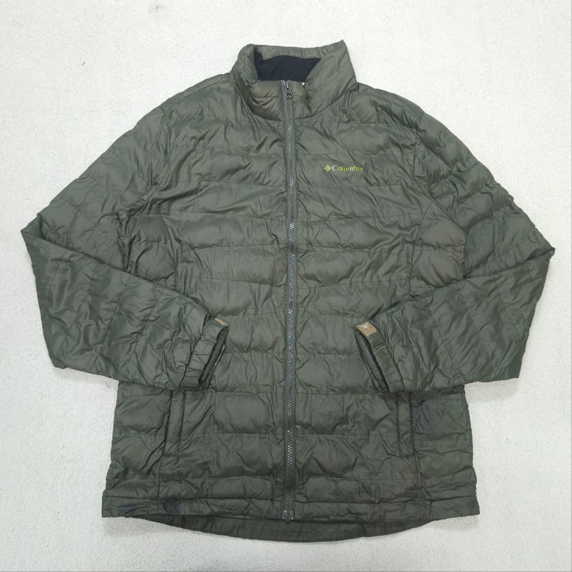 컬럼비아 경량 패딩 L 상품이미지1