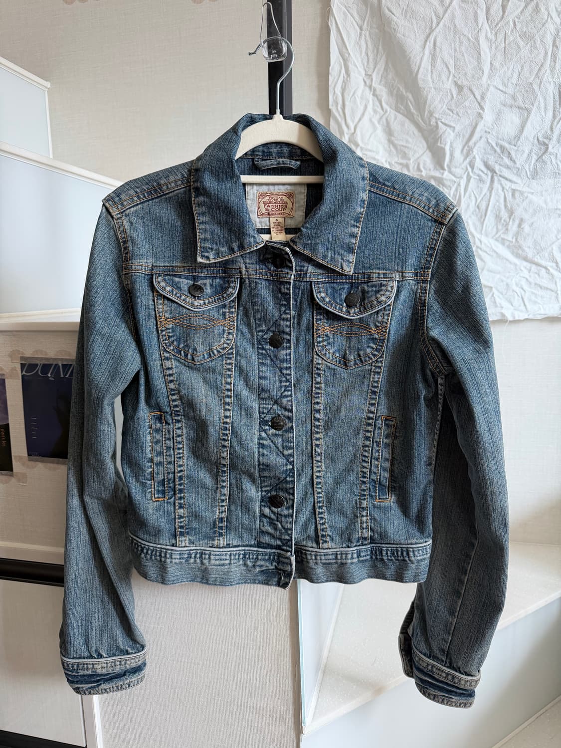 스티치 포인트 데님 자켓 상품이미지1