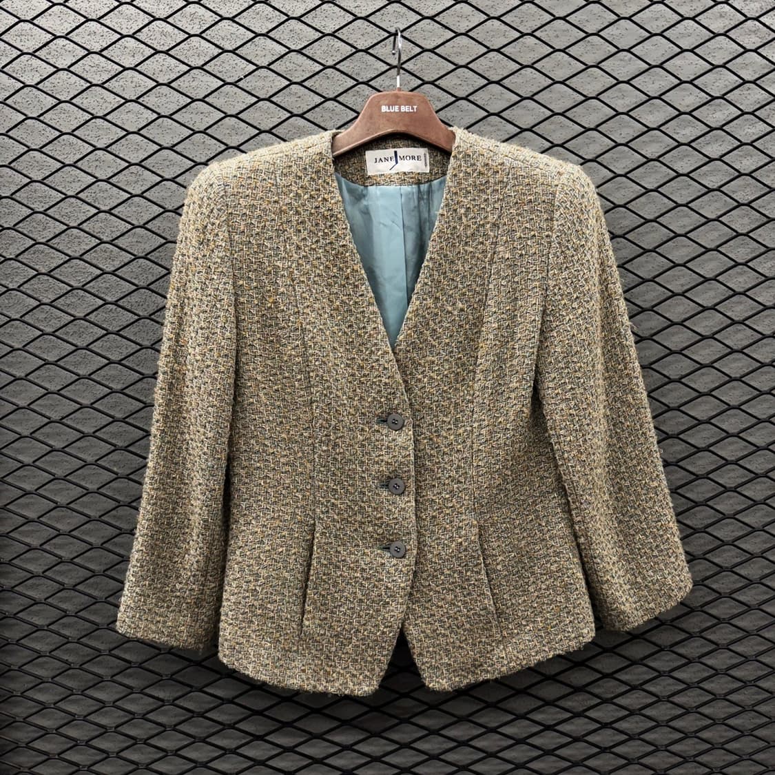 JPN VINTAGE 트위드 크롭 울자켓 3버튼 히든포켓 숄더패드 디테일 상품이미지2