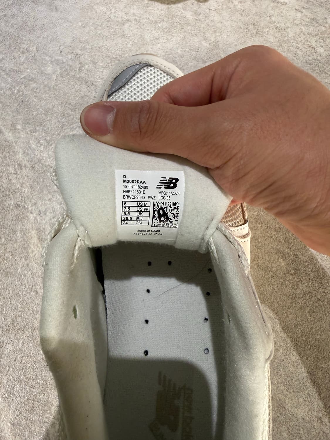 뉴발란스 2002 240 화이트 아이보리 상품이미지5