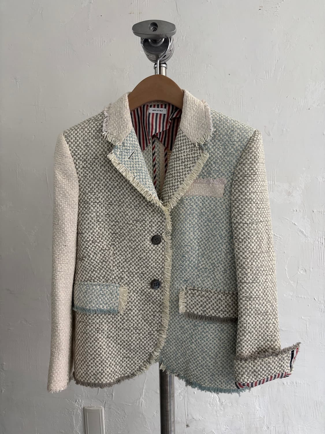 THOM BROWNE 톰브라운 컬러풀 프린지 트위드 블레이저 자켓 상품이미지3