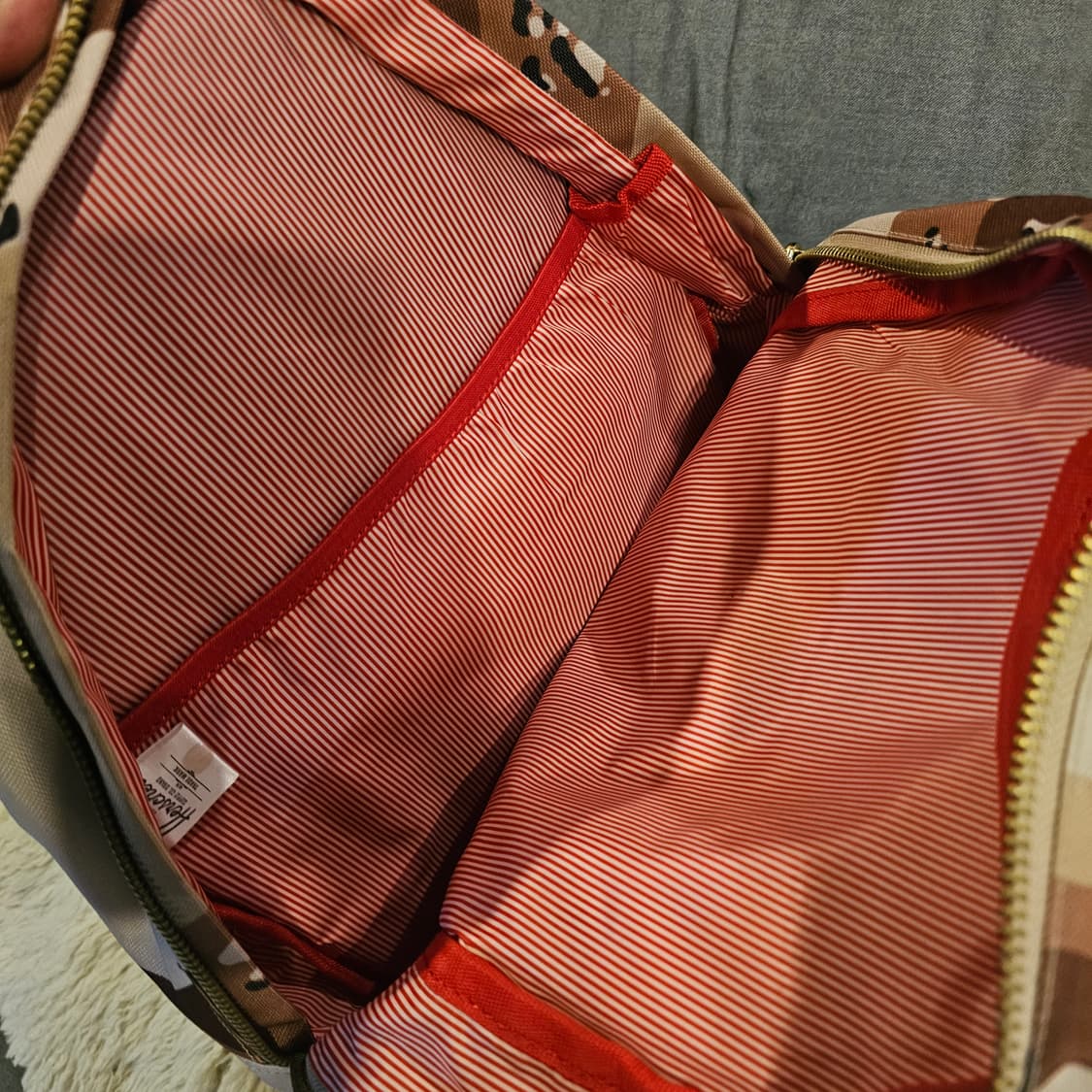 허쉘 가방 백팩 데져트카모 초코칩 새것 상품이미지6