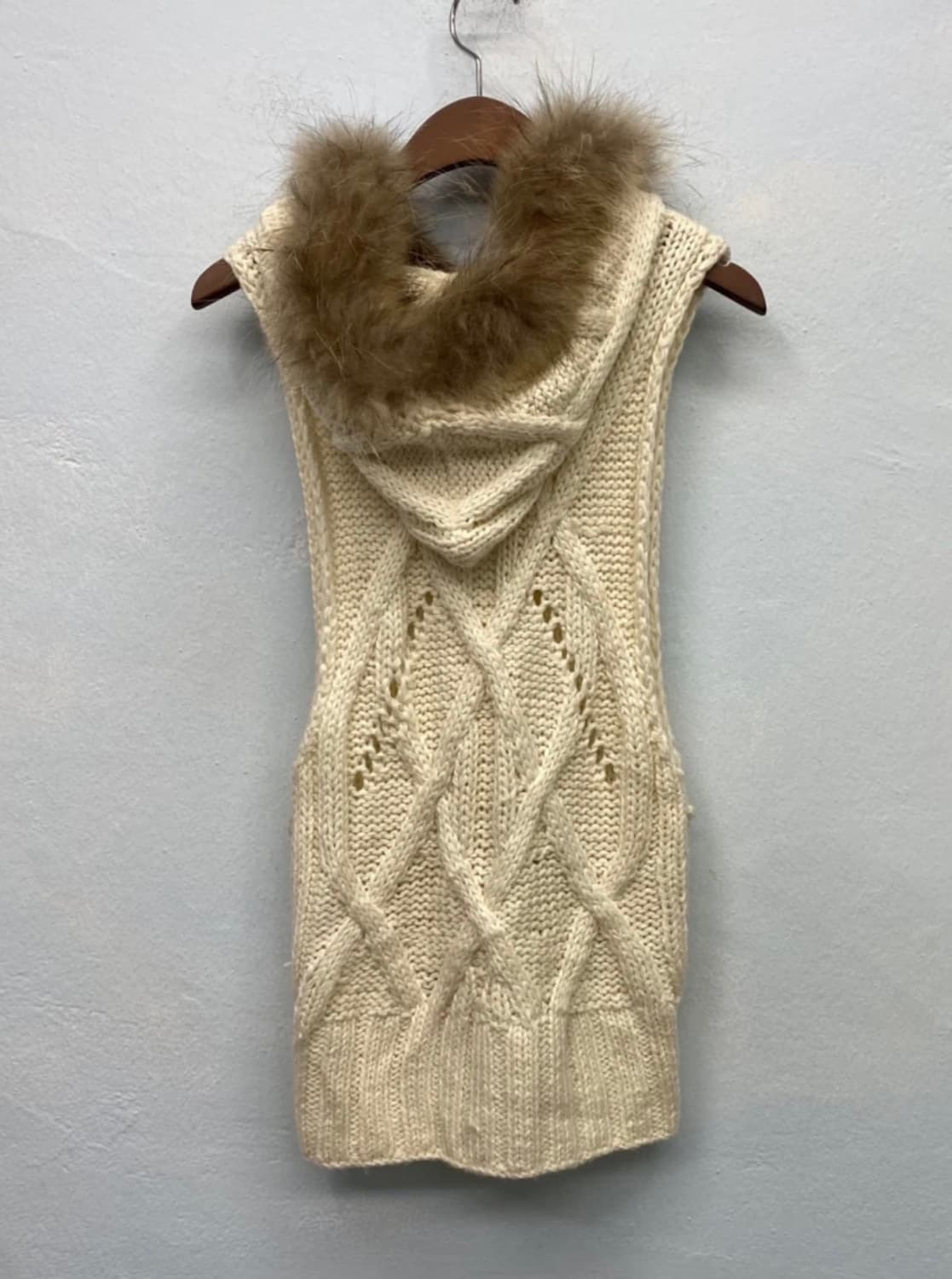 [8424] ivory cable fur trim sweater vest 상품이미지4