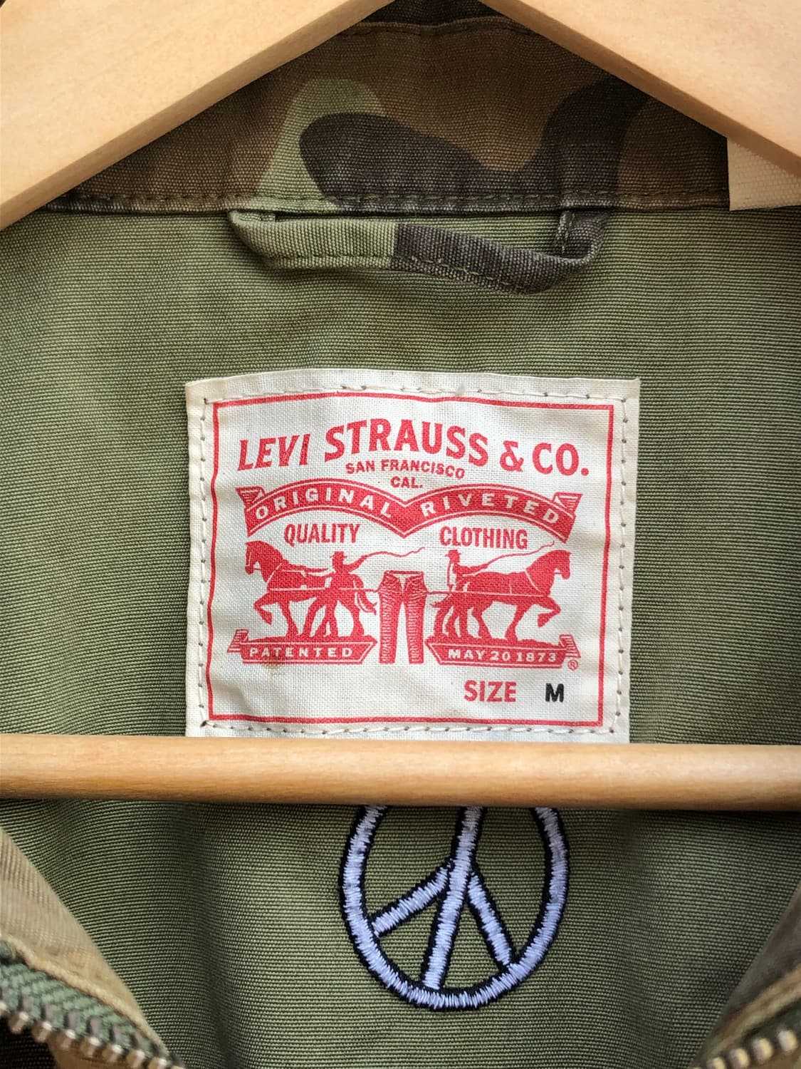 리바이스 카모 트러커 자켓 상품이미지4